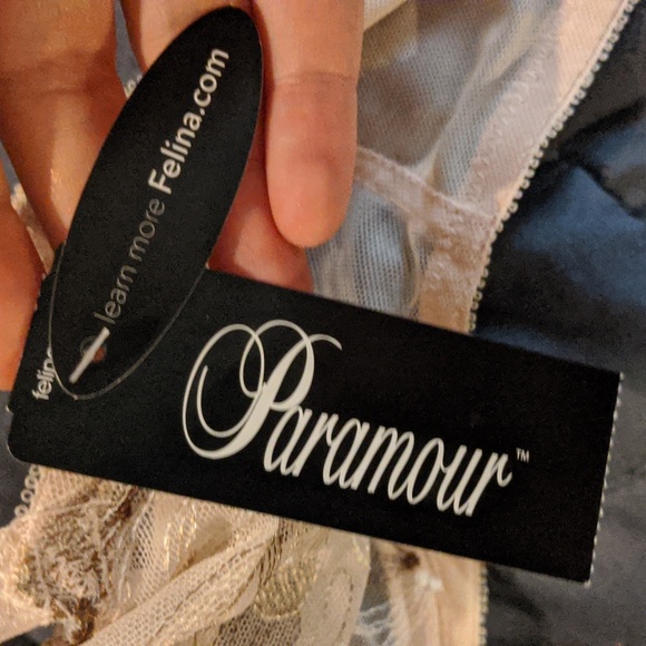 3/$33 - NEW Paramour Unlined Demi Half Cup w/tags - Picture 3 of 4